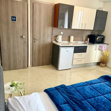 Sunny Apartment Serres